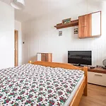 Na Rowni Z Wanna Z Hydromasazem! Privatunterkunft *